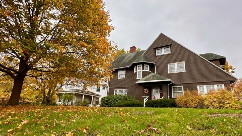 homeowners insurance comparison for old homes in Massachusetts